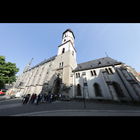 Leipzig, Thomaskirche, Außenansicht seitlich mit Thomaskirchhof