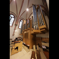 Berlin, St. Ludwig, Orgel mit Spieltisch seitlich