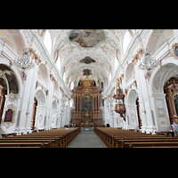Luzern, Jesuitenkirche, Innenraum in Richtung Chor