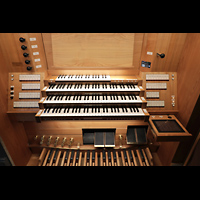 Basel, Stadtcasino, Konzertsaal, Fester Spieltisch seitlich an der Orgel