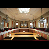 Basel, Stadtcasino, Konzertsaal, Blick von der gegenberliegenden Empore zur Orgel