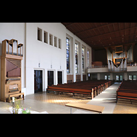 Berlin, Lindenkirche, Orgelanlage mit Chor- und Hauptorgel