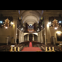 Barcelona, Oratori Sant Felip Neri (Montserrat-Torrent-Orgel), Innenraum in Richtung Orgel