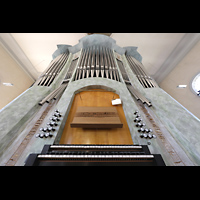 Welschensteinach, St. Peter und Paul, Orgel mit Spieltisch perspektivisch
