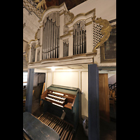 Jüterbog, St. Jacobi, Orgel mit Spieltisch seitlich