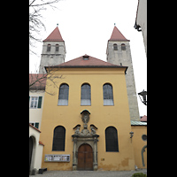 Regensburg, Niedermünster, Fassade und Westportal