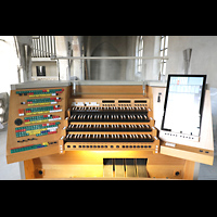 Kln (Cologne), Jesuitenkirche / Kunst-Station St. Peter, Alter Spieltisch mit neuem Touchscreen fr SINUA-System