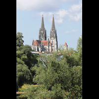 Regensburg, Dom St. Peter, Blick von der Nibelungenbrücke zum Dom