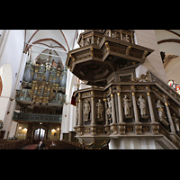 Riga, Mariendom, Kanzel und Orgel