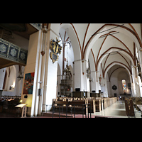 Riga, Mariendom, Seitlicher Blick von Sdwesten in den Dom