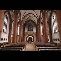 Lbeck, Propsteikirche Herz-Jesu, Innenraum in Richtung Orgel