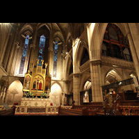 Paris, Cathdrale Amricaine (Holy Trinity Cathedral), Chorraum mit Orgel