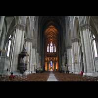 Reims, Cathédrale Notre-Dame, Innenraum / Hauptschiff in Richtung Chor