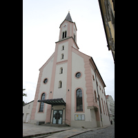 Passau, St. Gertraud, Fassade mit Turm